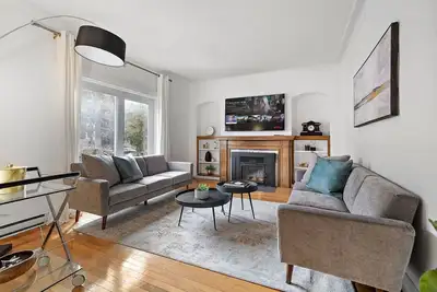 Image de Luxurious House Big Terrace | Sleeps 16 | 3bath