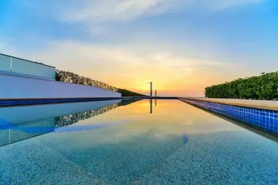 Image de 3- Bedroom Villa with private pool, close to sandy beach! Pet-Friendly!