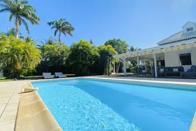 Image de Charmante Villa Charlotte, avec 2 chambres climatisées et une très belle piscine