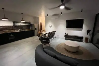 Image de Numus 3 minutes from the beach with natural pools