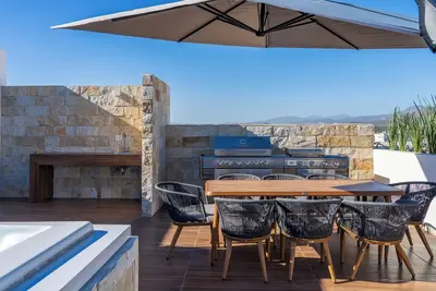 Image de Elegant Penthouse with Private Terrace, Bbq & Jacuzzi