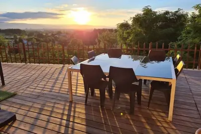 Image de Maison Melodynelson 14 personnes 2 nuits avec jacuzzi a l année
