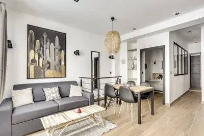 Image de 149 Suite Christophe - Superbe Appartement à Paris