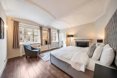 Image de Two Bed Apartment in Belgravia with Balcony
