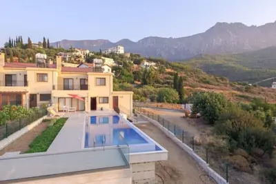 Image de 3-bedroom Private Semi-Detached Villa with infinity pool and amazing views