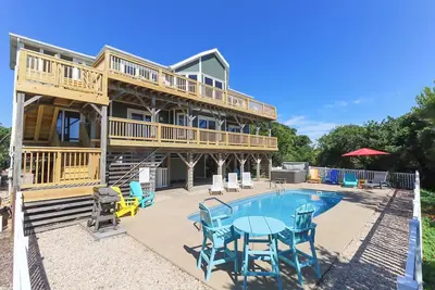 Image de Pet-Friendly Oceanside Home w/ Heated Saltwater Pool & Hot Tub