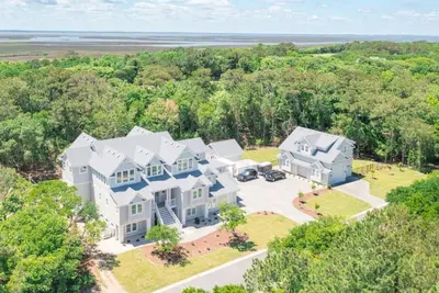 Image de Gorgeous estate in the Currituck Club, Corolla! Perfect for events and retreats!