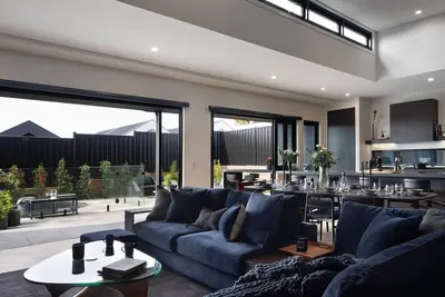 Image de Chalet Noir- sleek design with heated plunge pool, close to town