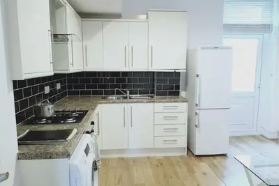 Image de Highbury 2-Bed Condo