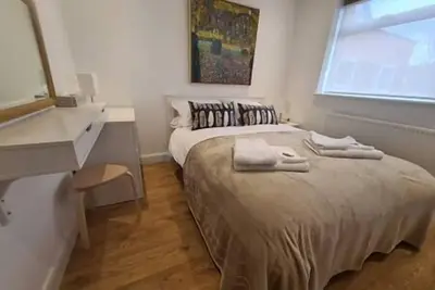 Image de Neon Heights 2 bed Luton town centre