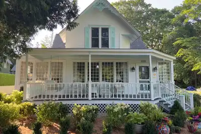 Image de Historic Cottage on Mackinac Island
