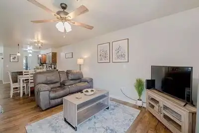 Image de Helen's Haven~Pet Friendly~Walk-In~Pools~Pointe Royale Resort