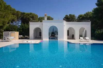 Image de Villa Antares - Trois Chambres Villa, Couchages 10