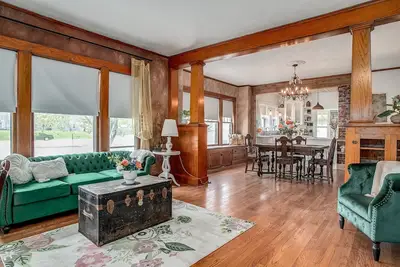 Image de Stonehouse - A Stunning 1920's Dream