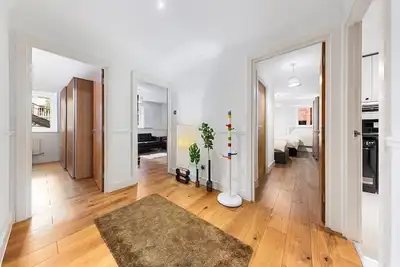 Image de Cozy 2-bedroom apartment in pleasant London with WiFi