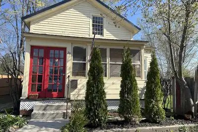Image de Entire home in Dalton, Massachusetts, United States