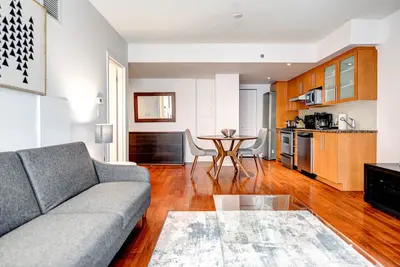 Image de Appartement meublé d'une chambre à coucher - Vieux-Port de Montréal
