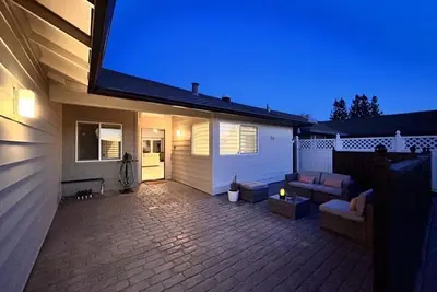 Image de Alder Glen Getaway - Close to Wineries & Lodi Lake - Solar powered & Ev hook-up