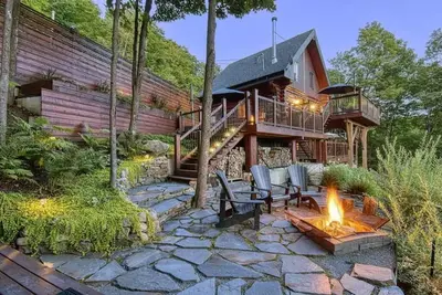 Image de Luxurious log cabin with private spa