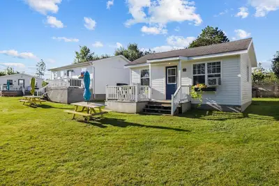 Image de Sea Glass, 2 BRs, Living, Kitchen & a Patio