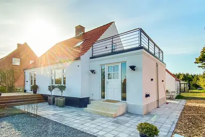 Image de Magnifique maison à Fur avec WiFi