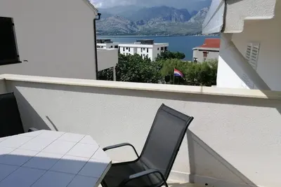 Image de Appartement de deux chambres avec la terrasse et la vue sur le mer Vinjerac, Zadar (A-22585-b)