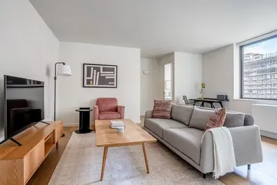 Image de Inviting Uws 1br w/ Gym & Elevator, nr Central Park, by Blueground