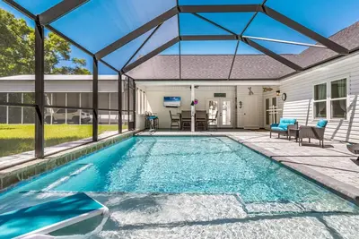 Image de Southern Charm Retreat – Relax & Unwind!