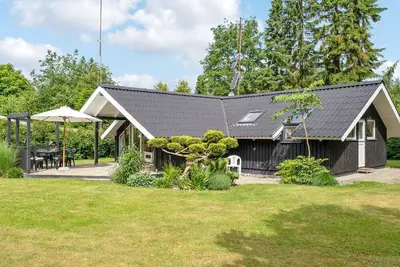 Image de \"Nadezda\" - 450m from the sea by Interhome