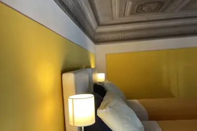 Image de Loft consisting of bedroom with two single beds and double sofa bed kitchenette