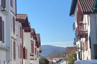 Très bel Appartement Avec Grand Balcon