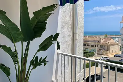 Image de Central Apartment 300 m From the Beach