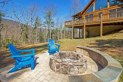 Image de Hot tub, Firepit, Beautiful Mountain Views!