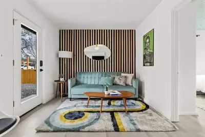 Image de Luxury Bungalow by Bsu/Dt/Airport/Freeway\n\n