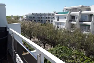 Image de Studio Cabine Avec Parking Et Clim  A100 M De La Plage Au Couchant