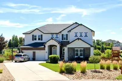 Image de Perfect Family Home - Large Backyard and Beautiful Mountain Views