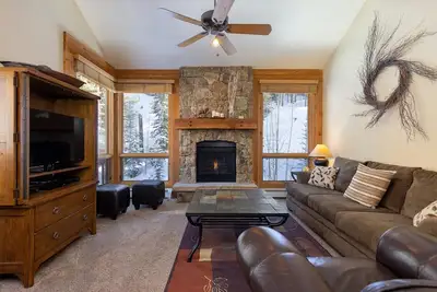 Image de 6533 Settlers Creek: Stunning Townhouse, Dream Vacation Home on Tip Top Trail!