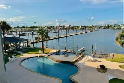 Waterfront Comfy Condo