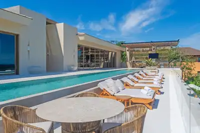 Image de Casa Yeiya – Kupuri Punta Mita | Oceanview Villa w/ Staff, Pool, Gym & Media Room