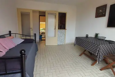 Image de La Roquille, T2 6 Couchages Dans Résidence Calme et Sécurisée en Bord de Plage