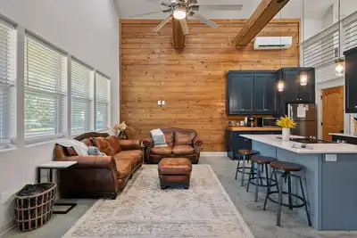 Image de Fire pit/Outdoor Games/2 Blocks from Main Street