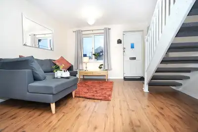 Image de Maison-Moderne-Salle de bain privée séparée-Vue sur Rue