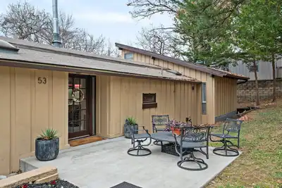 Image de Game Room/Fire Pit/Highport Marina