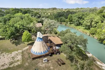 Image de Bandera Stronghold - Cochise Tipi