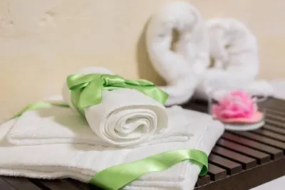 Image de Aglianico Room - Camera con letto matrimoniale e due divani letto