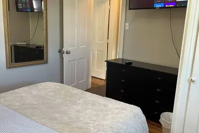 Image de Charming & Cozy  3-bedroom house in Harrisburg