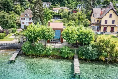 Image de Villa 'Otoctone Bord Du Lac Léman' avec vue sur le lac, Wi-Fi et climatisation