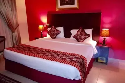 Image de 2 Bedroom Family suite Near Fish Roundabout Dubai