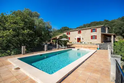 Image de Magnifique domaine rural \"Hort den Salat\" avec piscine, Wi-Fi et jardin