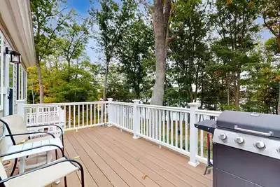Image de Waterfront, dog-friendly suite with Broad Cove access, firepit & sunrise view